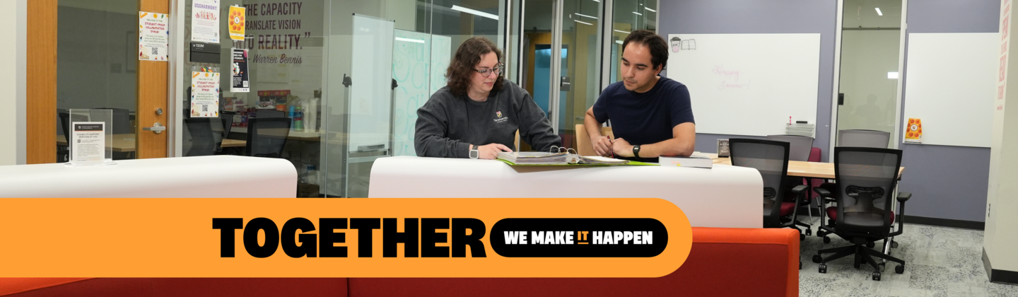 Student and USG staff member sitting in the Macklin Center